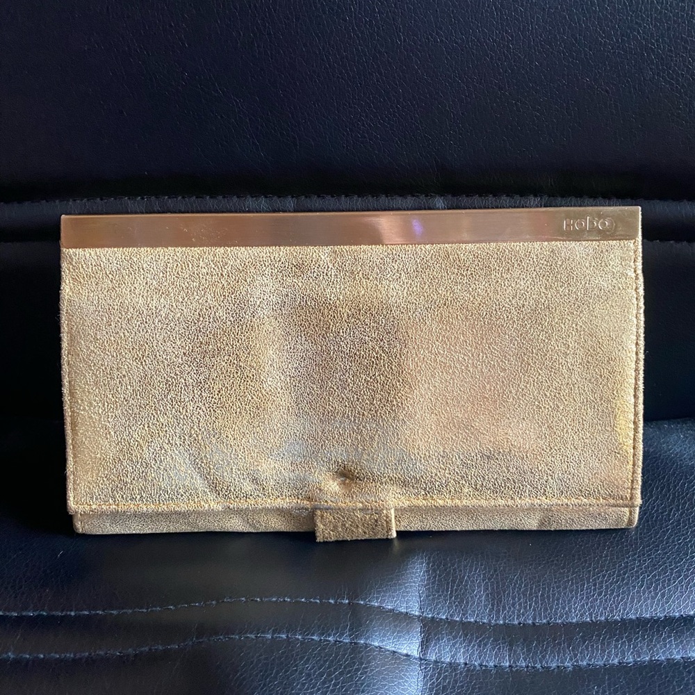 Gold Hobo Clutch \ Wallet ⭐️ Like New